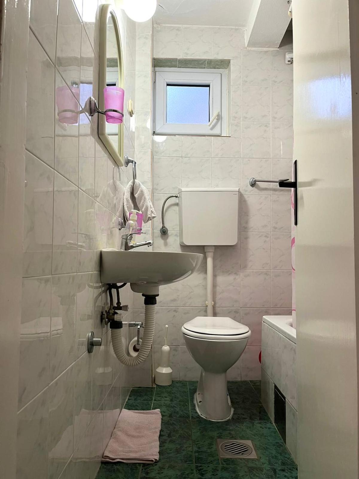Apartments And Room Mv Petrovac Rom bilde