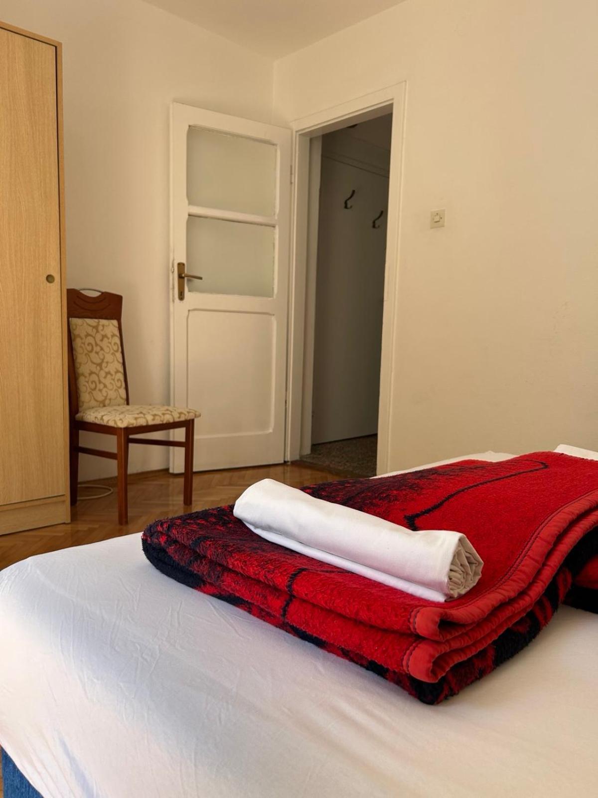 Apartments And Room Mv Petrovac Rom bilde